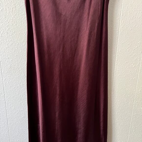 Joe Fresh Burgundy Maxi Dress - Picture 4 of 14